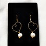 Cercei "Pearl Heart" din alama, argint placat cu aur si perle de cultura