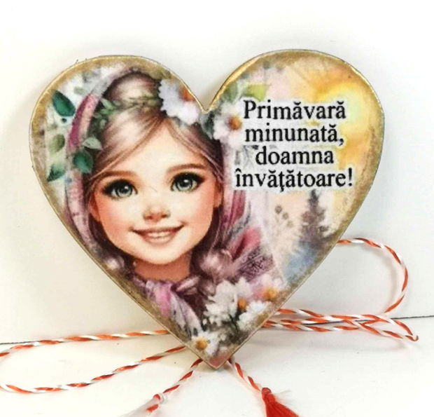 Martisoare personalizate pentru invatatoare/ educatoare