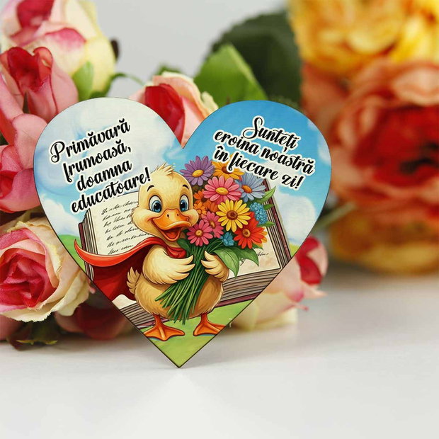 Martisor personalizat cu super ratusca pentru educatoare, invatatoare