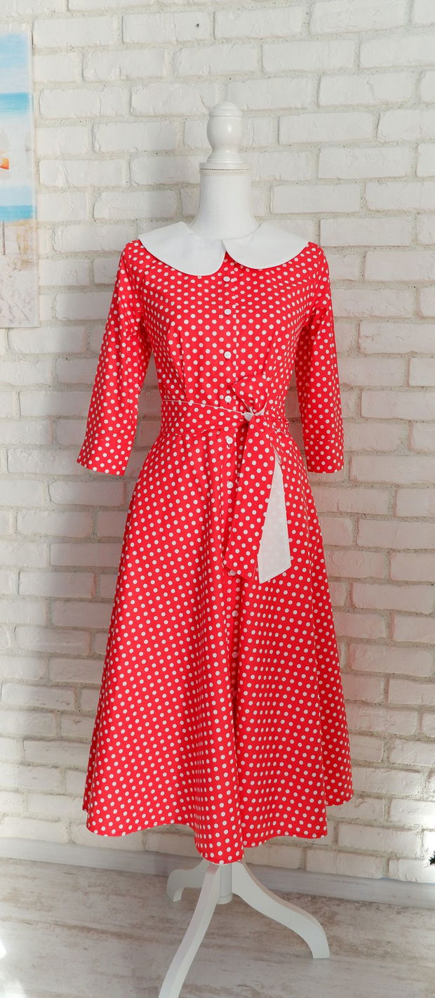 Rochie Camasa Rosie cu Buline si Guler Mare Rotund Alb