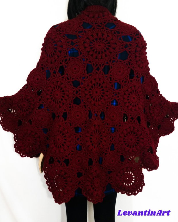 Pelerina bordo de dama, eleganta. Poncho crosetat descheiat. Cardigan triunghiular handmade