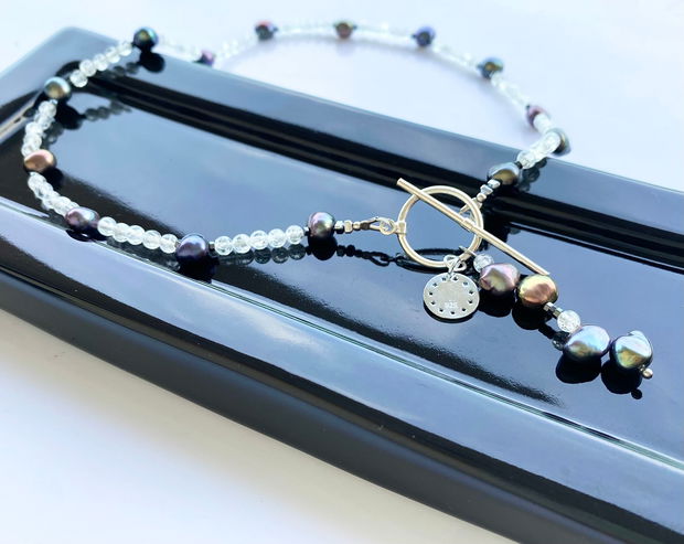 Colier argint, cristal de stanca, perle de cultura si hematit