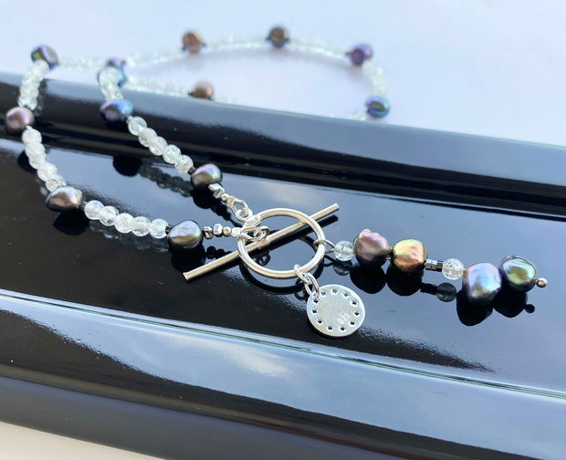 Colier argint, cristal de stanca, perle de cultura si hematit