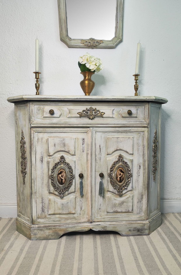 Comodă cu oglindă-Antique