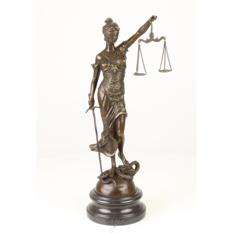 Justitia - statueta din bronz pe un soclu din marmura