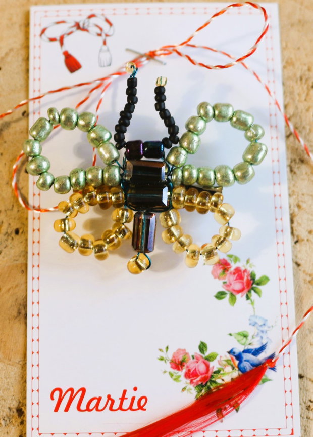 Brose handmade din margele de nisip - butterfly