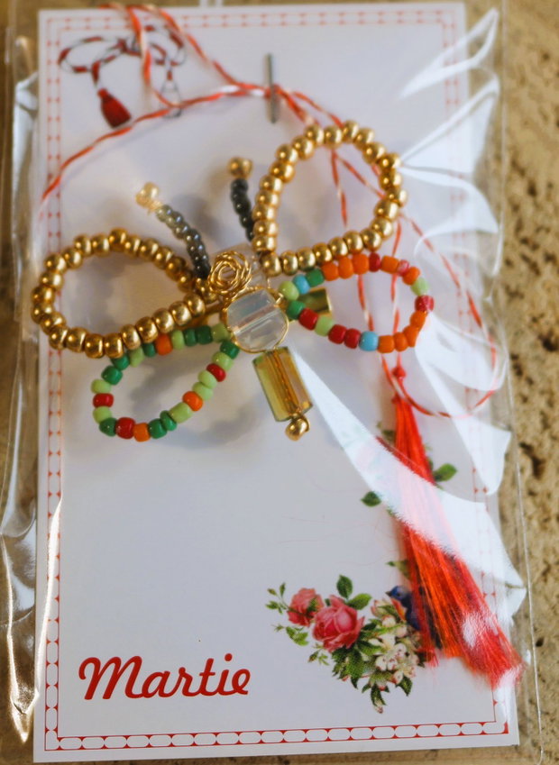 Brose handmade din margele de nisip - butterfly