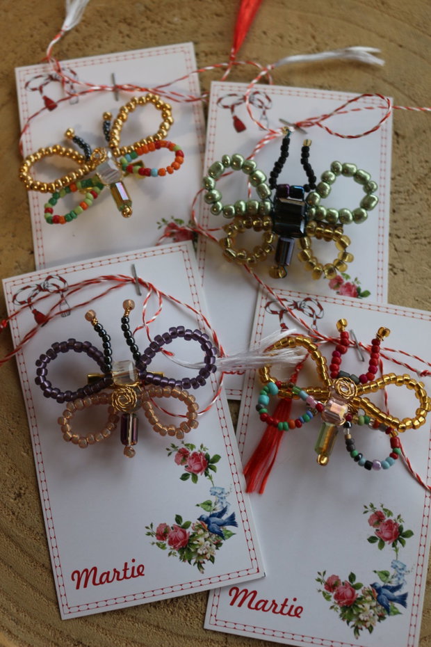 Brose handmade din margele de nisip - butterfly