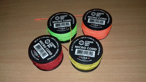 Brățară paracord USA negru cu portocaliu și trident din plastic