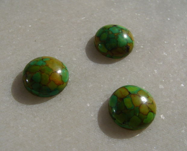 (3 bucati) Compozit vopsit cabochon  (+ 1 bucata CADOU)  aprox 14x5.5 mm