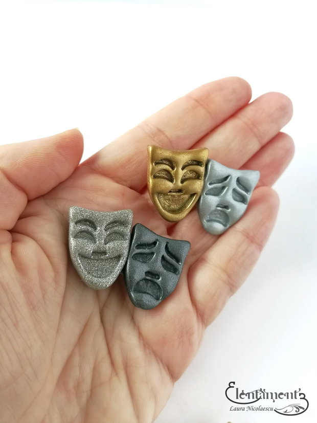 La comanda - Brosa (martisor) masti de teatru culori metalice