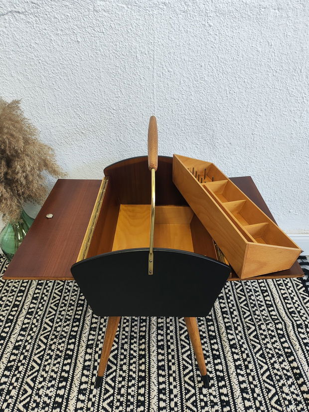 Cutie de Croitorie/Depozitare- Mid Century Modern