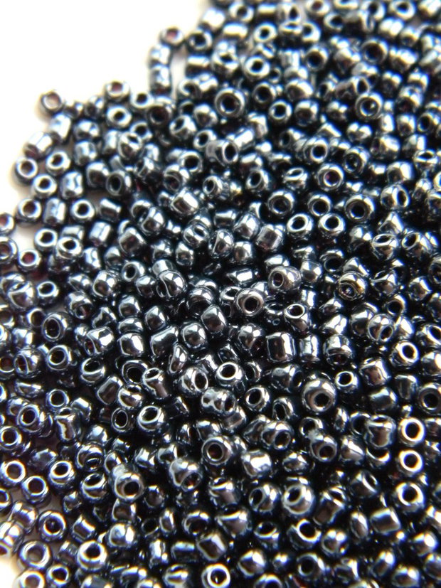 Margele nisip 2 mm (100 gr.)  (2-570)