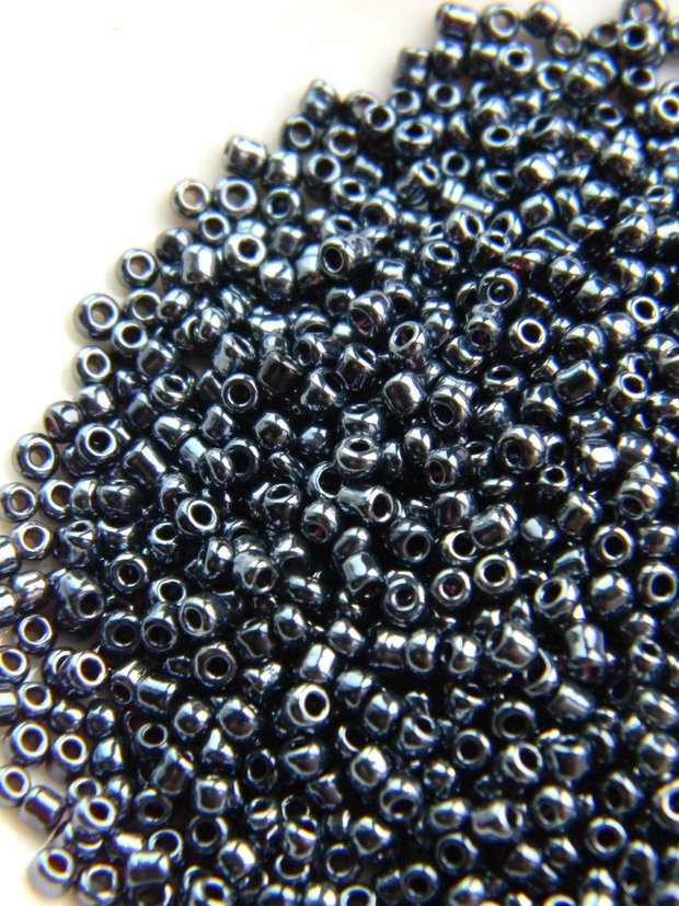 Margele nisip 2 mm (100 gr.)  (2-570)