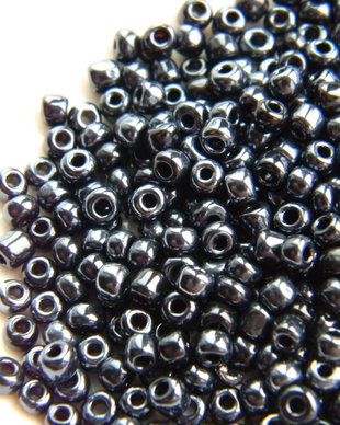 Margele nisip 4 mm (100 gr.)  (4-603)