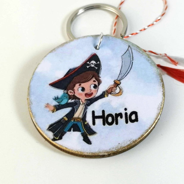 Martisor personalizat pentru baieti - breloc