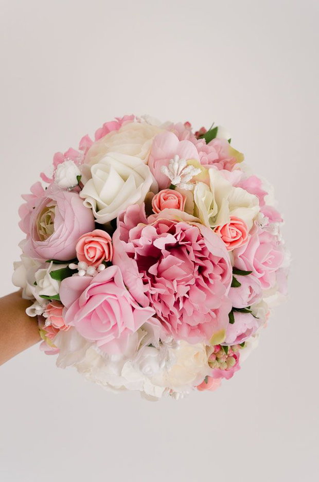 Buchete mireasa cu flori artificiale roz pastel