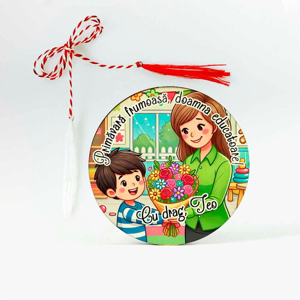 Martisor personalizat pentru educatoare