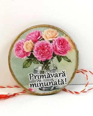 Martisoare cu trandafiri