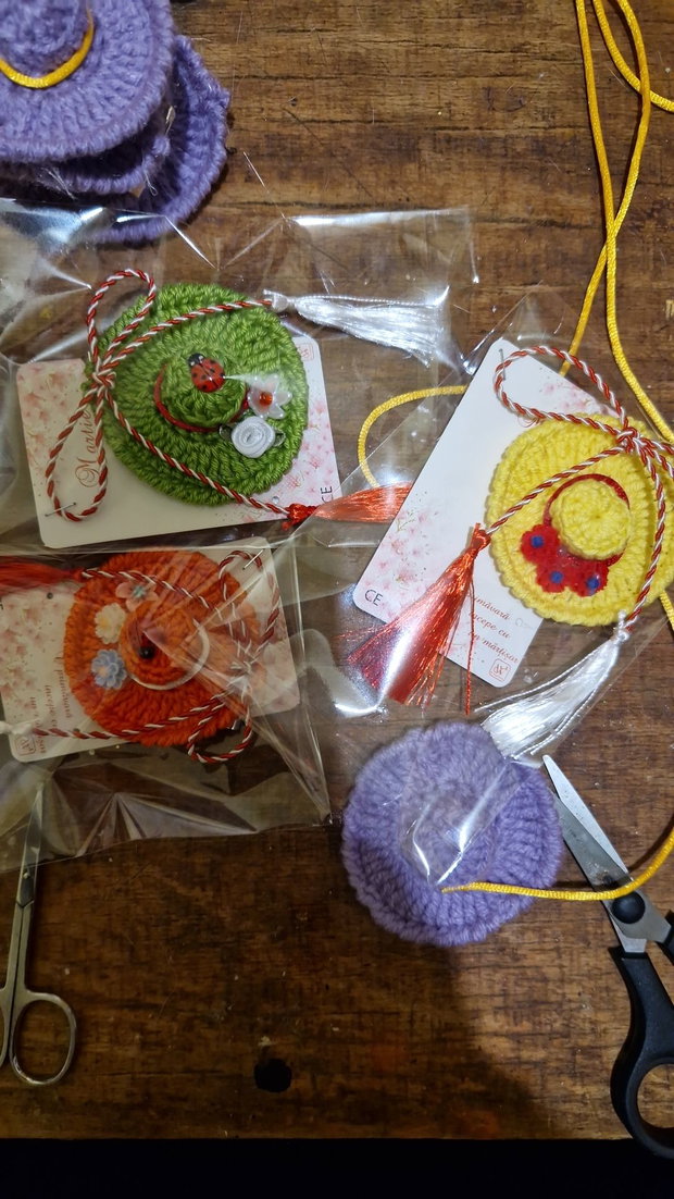 Martisor palariuta crosetat