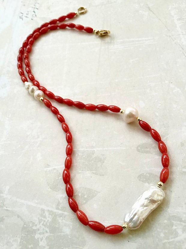 Colier MARTISOR CHOKER Coral rosu & perle de cultura / Biwa albe