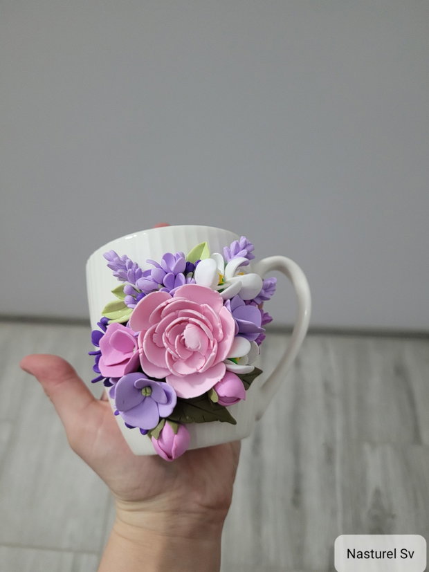 Cana: Bujori, liliac, ghiocei, lavandă și hortensii