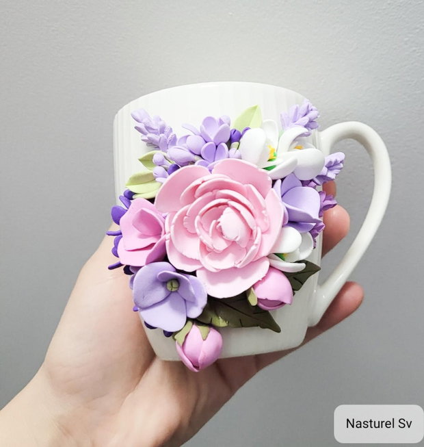 Cana: Bujori, liliac, ghiocei, lavandă și hortensii