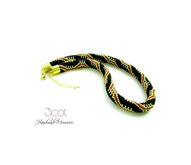 Colier handmade, crosetat cu margele de nisip - Classic Style