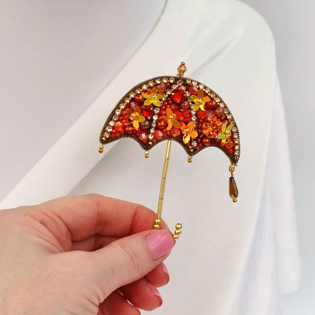Rezervat Broșă umbrelă - Golden Sunset