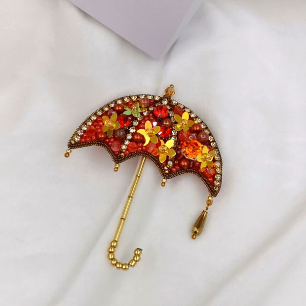 Rezervat Broșă umbrelă - Golden Sunset