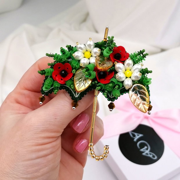 Broșă umbelă - Emerald Delight
