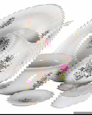 Set pentru baie din portelan pictat