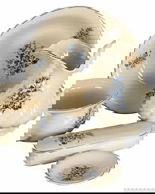 Set pentru baie din portelan pictat