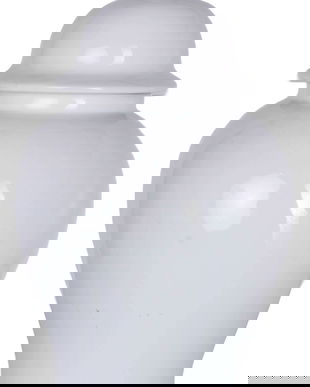 Amfora din portelan alb