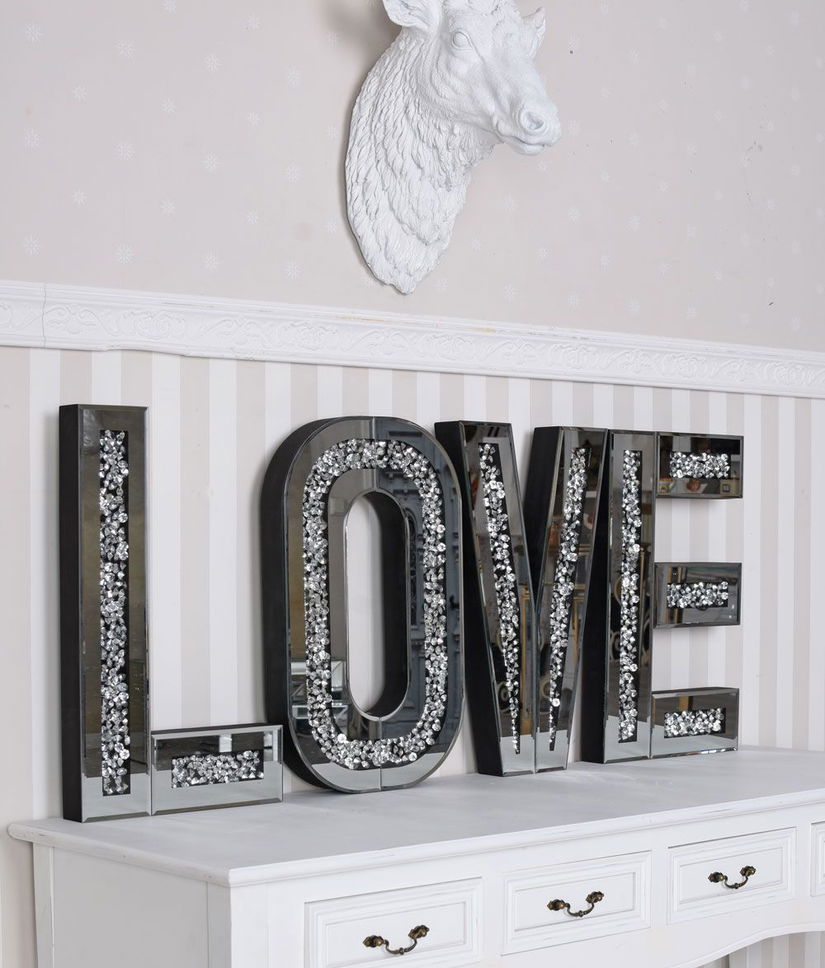 Decoratiune perete Love