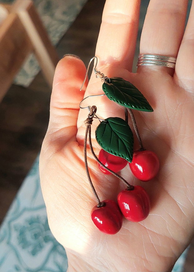 Juicy cherries