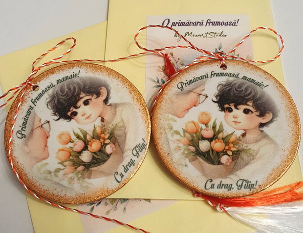 Martisor personalizat pentru bunica
