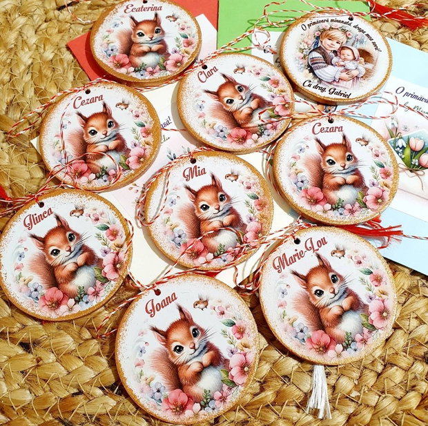 Martisor personalizat veverita