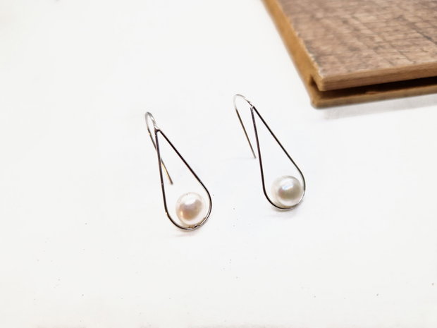 Cercei "Pearl Teardrop" din argint si perle de cultura