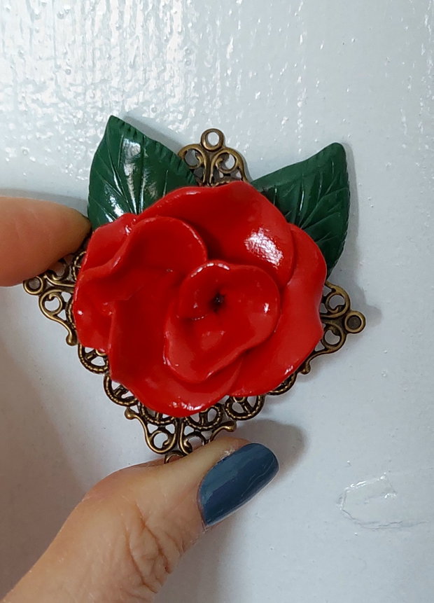 Brosa floare fimo