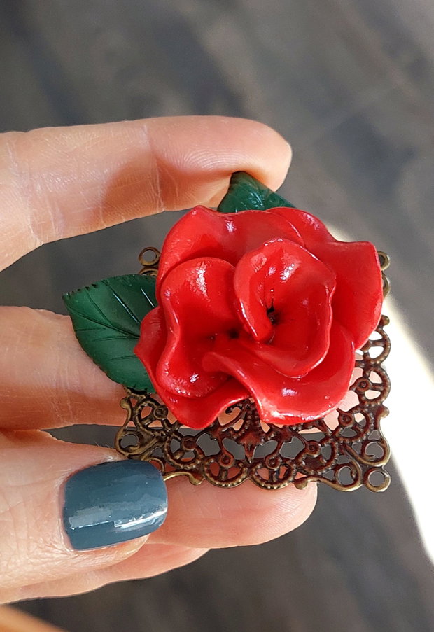 Brosa floare fimo