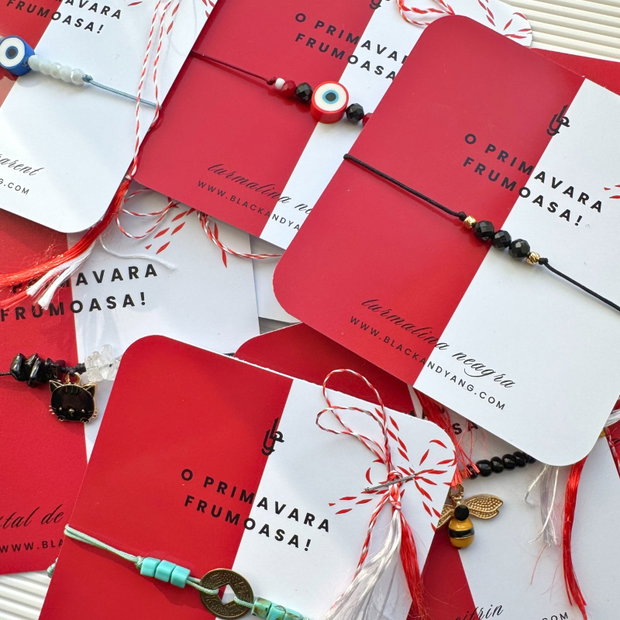 Bratara martisor cu onix negru si cuart transparent - pisica