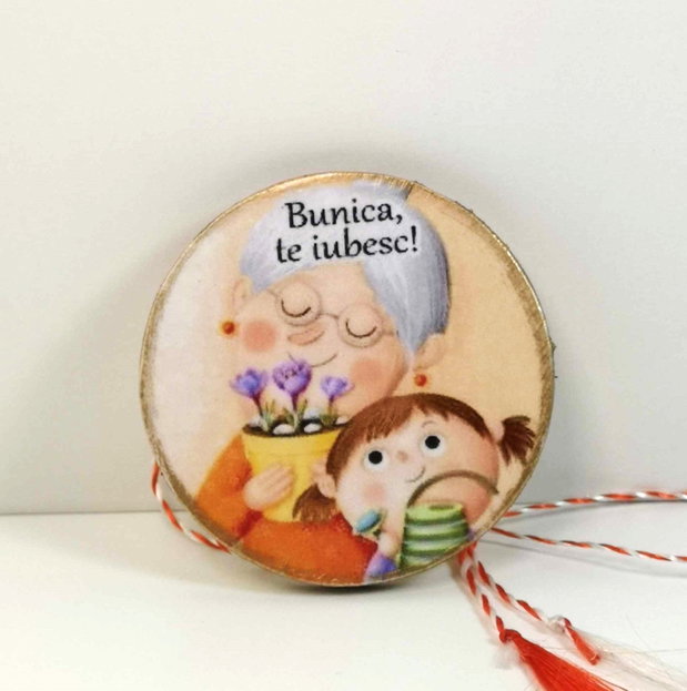 Martisor personalizat pentru bunica