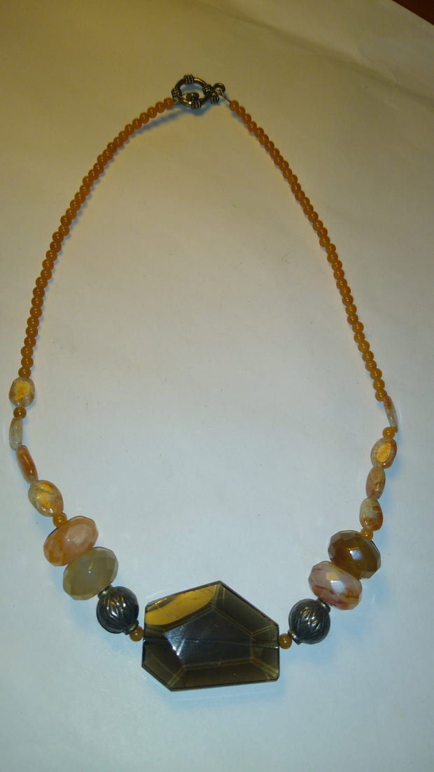 Colier din pietre agate si cuart fumuriu