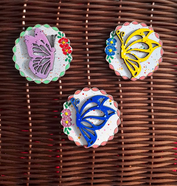 Martisor cu magnet Fluture