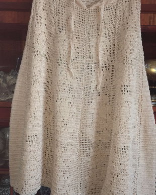Fusta bej handmade / crosetata de mana