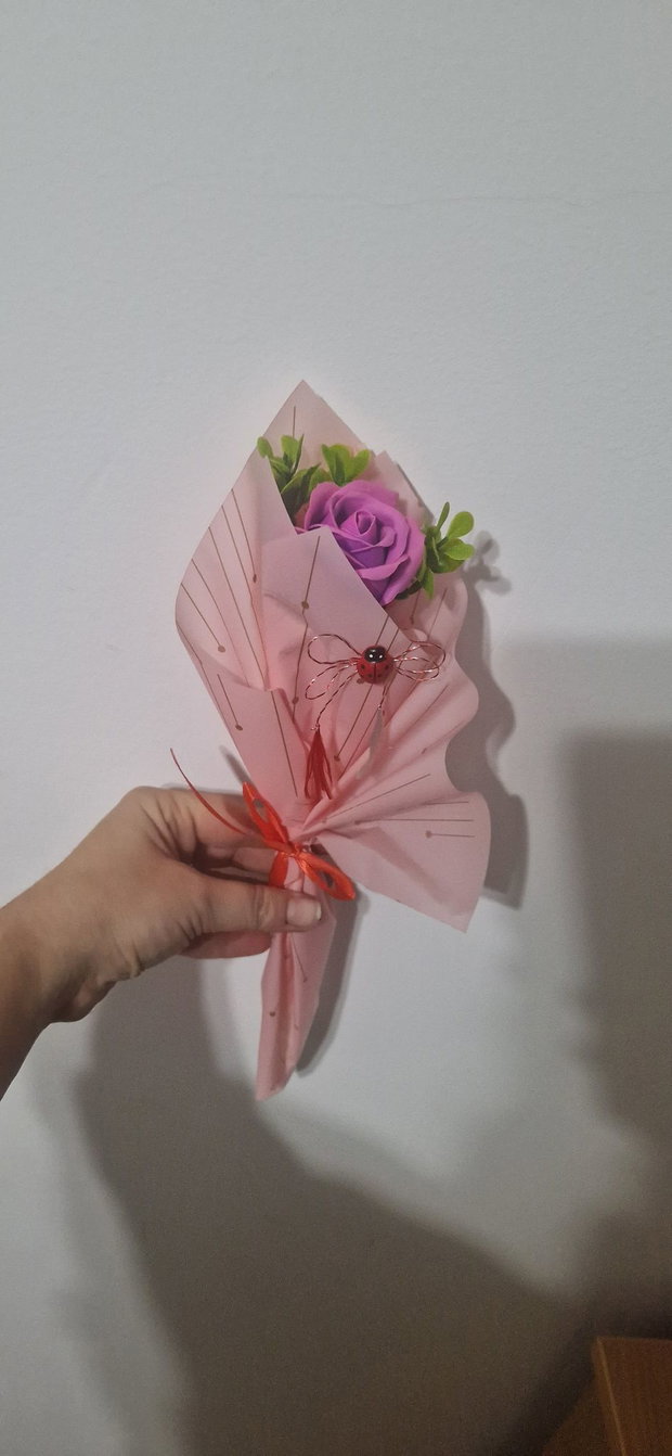 Buchet 1 trandafir