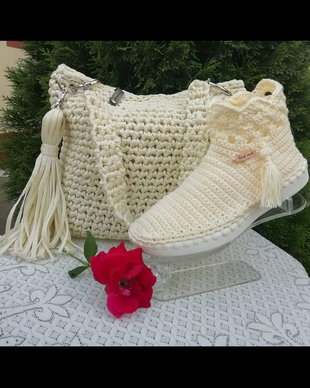 Set Geanta și botine