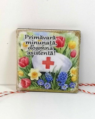 Martisor personalziat asistenta medicala