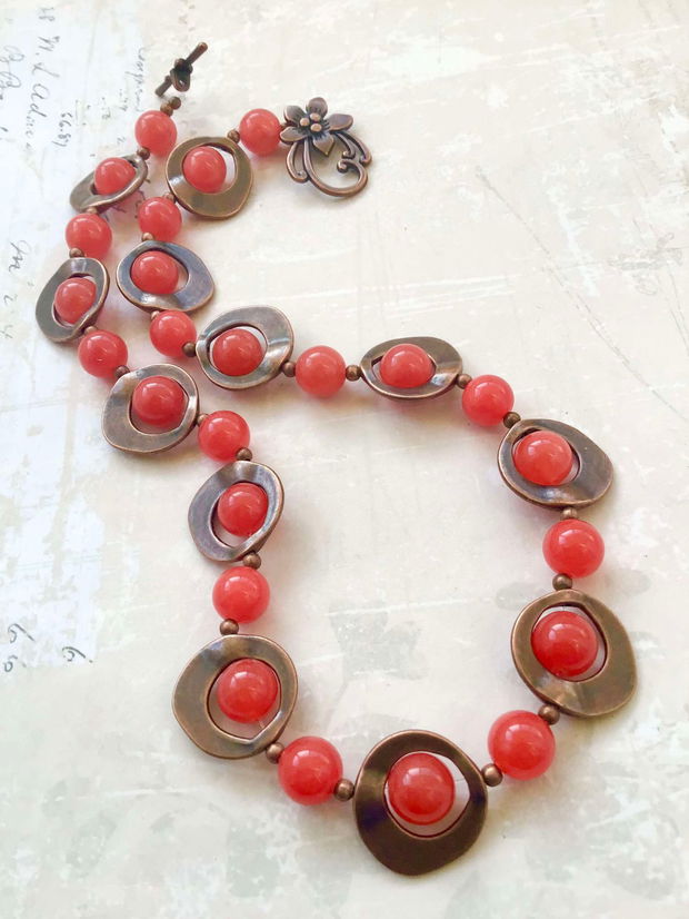 Colier vintage jad rosu & cupru